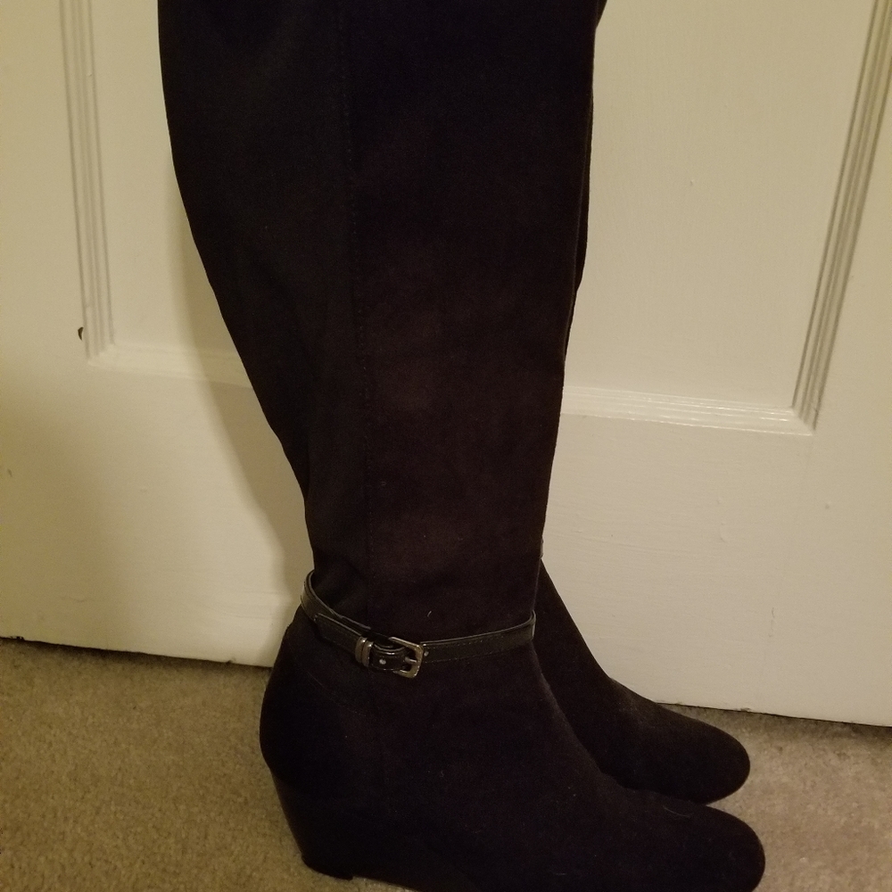 Dana Buchman Boots EUC